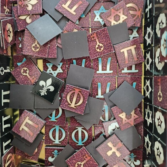 Magnetic DaVinci Soduko Game in Storage Tin - Picture 7 of 9